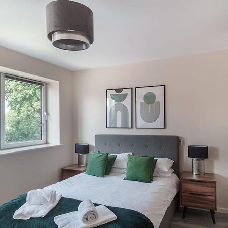 Amazing 1 Bed Apartment In Manchester - Sleeps 2 Bagian luar foto
